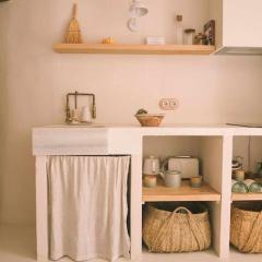 Estudio L'Oliveta by LohodiHomes