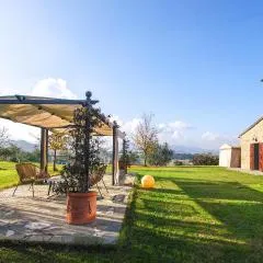 Gorgeous Home In Terre Roveresche