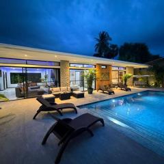 Luciana Villa by G Estate Phuket