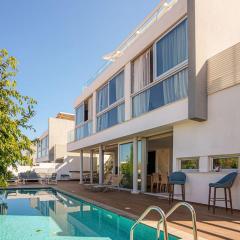 Hubstay - The Royal Palace Lux Protaras - 10 min Walk to the Beach