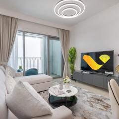 DOWNTOWN VIEWS II - VOGUE One Bedroom Apartment with Balcony, Opposite Dubai Mall Skybridge