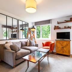 Bright Stepney Green Nest