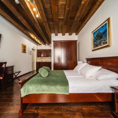 SUNce Palace Apartments with free offsite parking