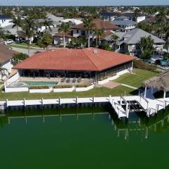 Waterfront Tip Lot Treasure w/ Southern Sunshine