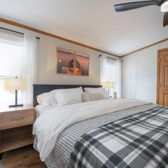 Still Waters by Simple Life Rentals