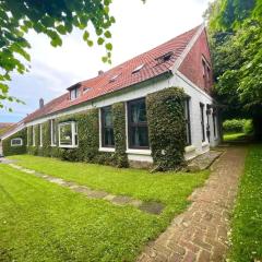Bright apartment in Emden with terrace 60 m²