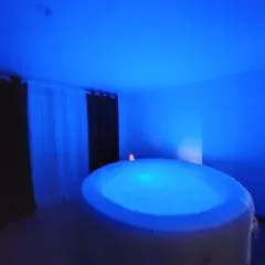 L09 Jacuzzi 5 Étoile by Villa Dengous