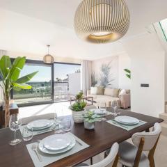 Marbella Lake Luxe Duplex Penthouse Scenic Views