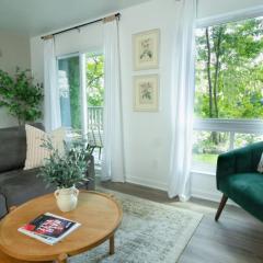 Stunning Riverfront Getaway in Downtown Nashville