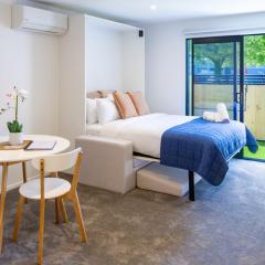 Light-Filled Studio Close to South City Mall