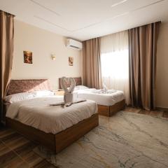 The View Pyramids GOLD ONE