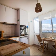 Wave Shadows Beach House Oceanfront property - Bottom Floor