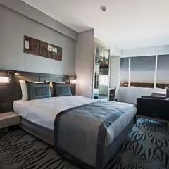 Akoni Hotel