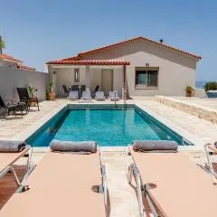 Villa Chrisa Seaview in Piskopiano - Private Pool