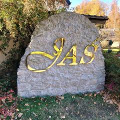 Gościniec Jaś -śniadania i obiadokolacje szwedzki stół w cenie bezpłatny parking