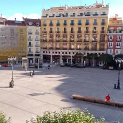 Apartamento plaza Mayor con garaje