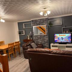 Newly decorated 4 bed home