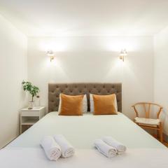 Double Room with Private WC in Shared House in Downtown Lisbon