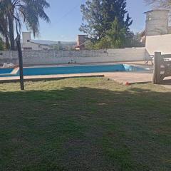 DPTO con PILETA Hasta 5 pers para FAMILIAS con ASADOR