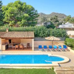 Villa Las Flores by Villa Plus