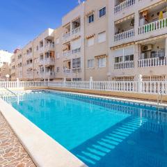 Stunning Apartment In Torrevieja