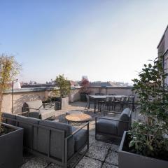 Noir Penthouse Terrace by Irundo