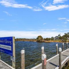 Peninsula at Metung House - access by boat only