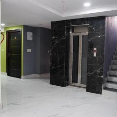 Hotel Aastha Height