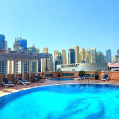 Luxury 1 Bedroom Full Marina View, Sleeps 5, 1 Min to Metro