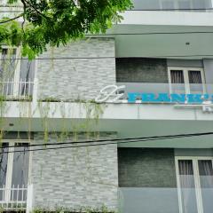 Frank's Hotel