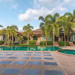 Modern 2-Bedroom Villas with Pool Access