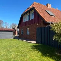 Ferienhaus kleiner Leuchtturm - Steuerbord Fehmarn Kopendorf - mit Garten und Terrasse
