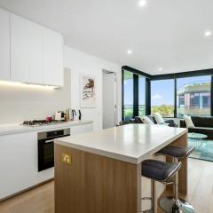 The Atrium Glen Waverley with Pool Gym Parking