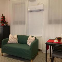 CozyStudio close to center- comfort & privacy