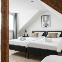 6p newly renovated home with unique roof-terrace