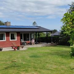 Summer Hours In A Cosy, Old Summer House Area