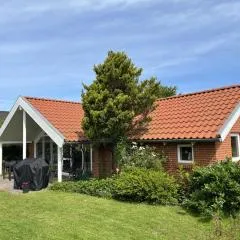 Lovely Holiday Home Only Approx, 350 Meters From Høll Strand,