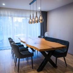 Luxury Guest House - Hot Tub & Sauna