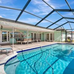 The Crown House 4b Pool Home 6 mins to IR Beach