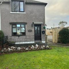 2 Bedroom Sheneval House Free Parking