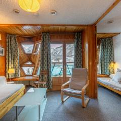 Appartement skis aux pieds 6 pers, Wifi, Animaux admis - FR-1-694-256