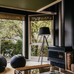 Boatshed Villas by Istana Yellow Door