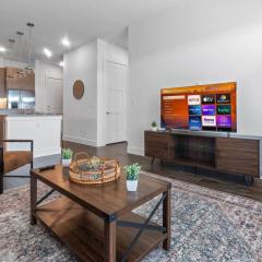Lavish Escape 1Bd1Ba Pool w Golf Sim