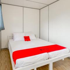 RedDoorz near Dusun Bambu Resort