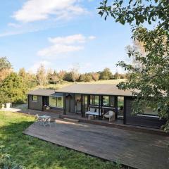 Cozy Cottage In Vejby, 900 M To The Beach