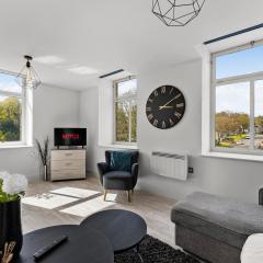 30 percent off! Beautiful Apartment in Dewsbury - Sleeps 6