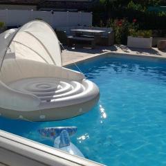 Magnifique Studio piscine et parking privé
