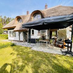 Ferienhaus Mee h r Zeit 07 Feriendorf Klein Stresow Rügen by ruyastay