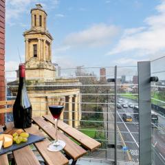 Orient City Loft with Free Parking, Balcony, and Netflix