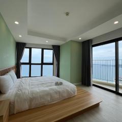 Gold Coast Apartment